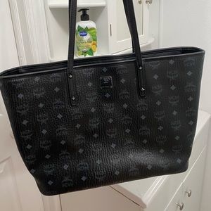 Mcm tote.